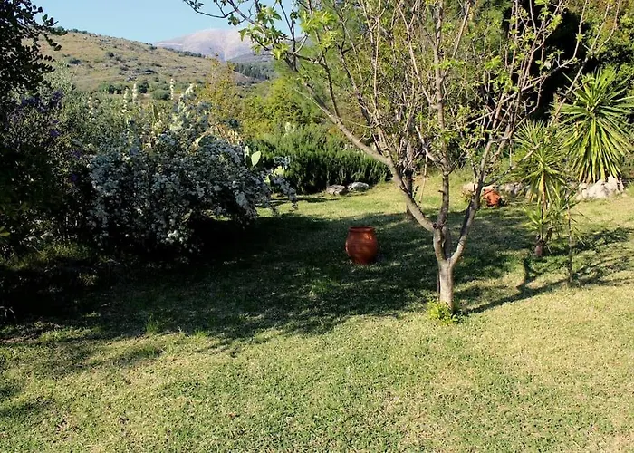 Fragosiko - Rustic Retreat In Kefalonia