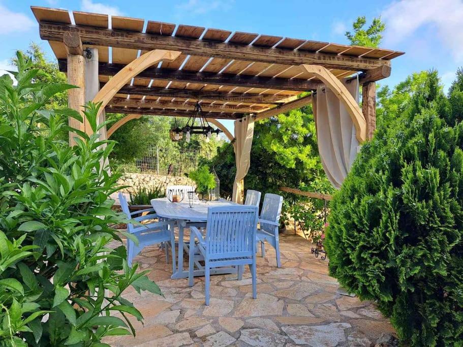 Fragosiko - Rustic Retreat In Kefalonia