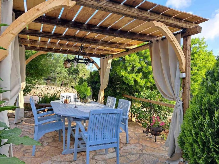 Fragosiko - Rustic Retreat In Kefalonia
