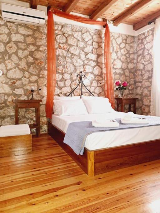 Fragosiko - Rustic Retreat In Kefalonia Holiday home *